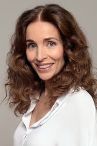 Natalia Calderón in La vecina de al lado