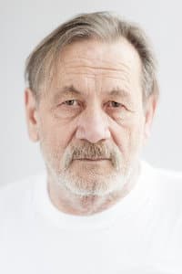 Vladimír Jedľovský in Príbuzní ľudia
