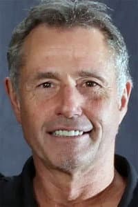Lewis Smith in In the Line of Duty: Ambush in Waco
