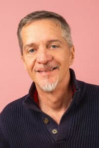 Fernando Hechavarria in Malas temporadas