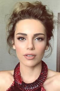 Yağmur Tanrısevsin in 3. Gün