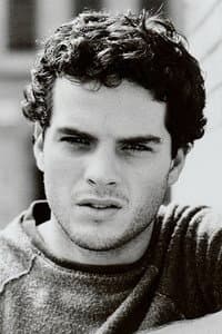Martin Hewitt in Carnal Crimes