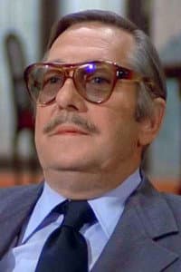 Fred Draper in A Woman Under the Influence