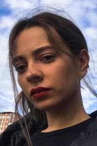 Elif Sayraç in Dünya Sürgünü