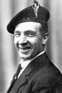 Harry Lauder in Charlie Chaplin Meets Harry Lauder