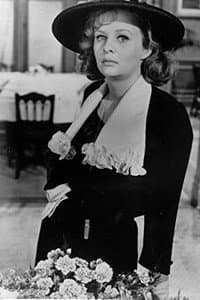 Mary-Robin Redd in The Girl in the Empty Grave