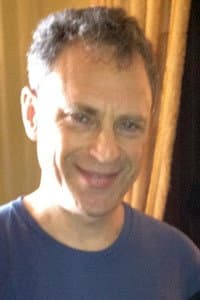 Jonathan Geffner in The Dummy Detective