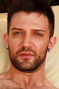 Nathan Raider in Grappld