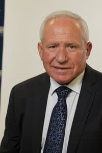 Avi Dichter in שומרי הסף