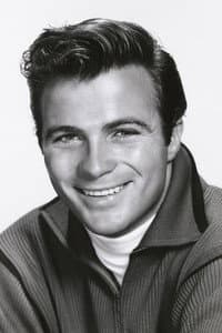 Barry Coe in The Wizard of Baghdad