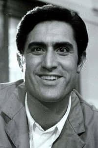 Lando Buzzanca in Quando le donne persero la coda