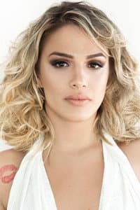 Glamour Garcia in O Homem de Ouro