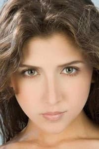 Yelena Maciel in Pension Amalia