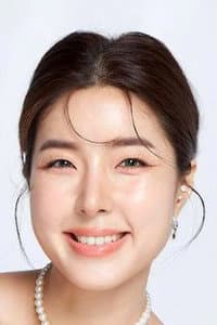 Seo Ji Yeon in 밤을 걷는 선비