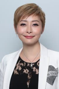 Angela Tong Ying-ying in 豐胸秘Cup