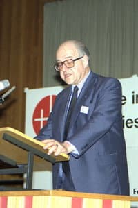 Hans Graf Huyn in Achter de schermen van het facisme