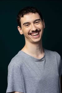 Gabriel Savino in Eu, a Kombi e a Garotinha que Encontrei no Meio do Caminho