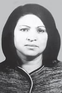 Zemfira Aliyeva in Böyük dayaq