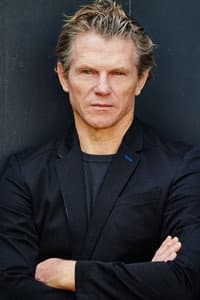 Stephen Anderton in Convict