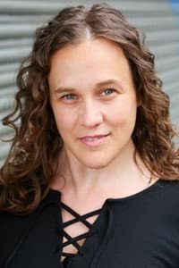 Clare Louise Moss in Pura Vida