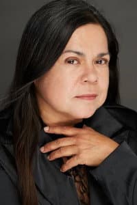 Angélica Ramirez in Las Tres Sisters