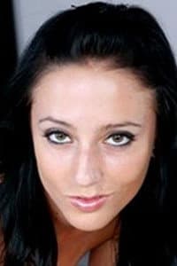 Kira Kane in Teenage Wasteland