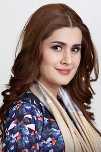 Kubra Khan in Laal