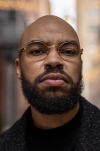Lawrence Lamont in CornerStore