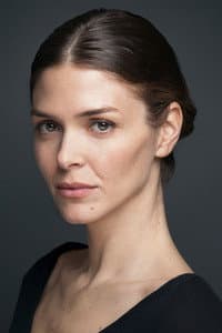 Zeynep Özder in Bir Avuç Deniz