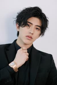 Cai Xukun in 完美假妻168