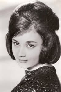 Lyudmila Cheshmedzhieva in Светът е голям и спасение дебне отвсякъде