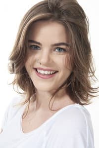 Isabela Torres in As Duas Irenes