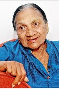 Nethalie Nanayakkara in Thattu Deke Iskole