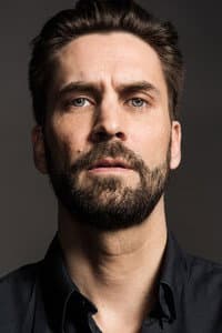 Ilkka Villi in Luottomies-elokuva: Lepoloma