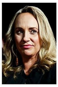 Esther von Waltsleben in 'n Paw-Paw Vir My Darling