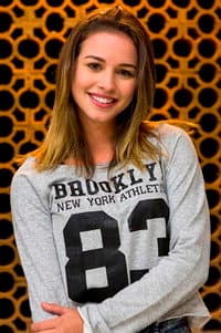 Laryssa Ayres in Mate-me Por Favor