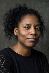 Miryam Charles in Drei Atlas