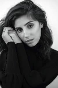 Zoe Hochbaum in Las grietas de Jara