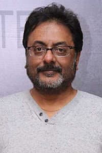 Prathap Pothan in Maro Charitra