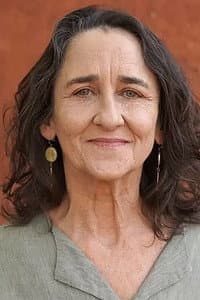 Cida Mendes in Uma Vida em Segredo