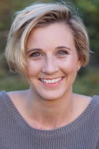 Sara Rashelle in Followed