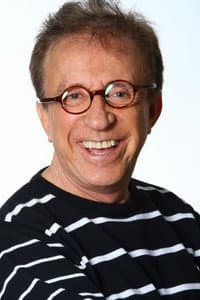 Moacyr Franco in O Fabuloso Zé Rodrix