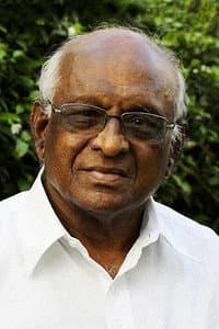 S. P. Muthuraman in Oru Kai Pappoam