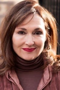 Nora Dunn in Amor En Alquiler