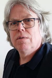 Trygve Hagen in Over open avgrunn
