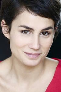 Hélène Viviès in Un père coupable
