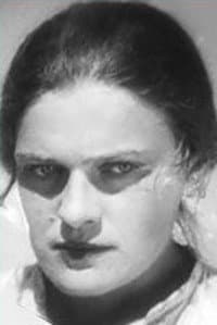 Vera Marinich in Ледолом