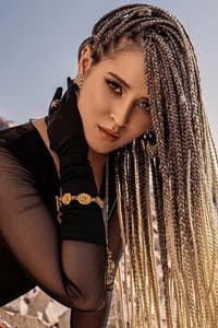 Zarina Khadzhimetova in Время патриотов
