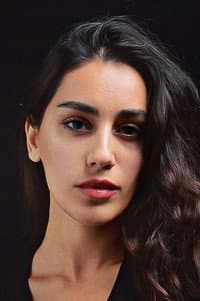 Avan Jamal in No Paradise If You Are Killed by a Woman