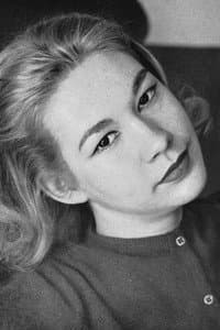 Daniela Calvino in 5 marines per 100 ragazze